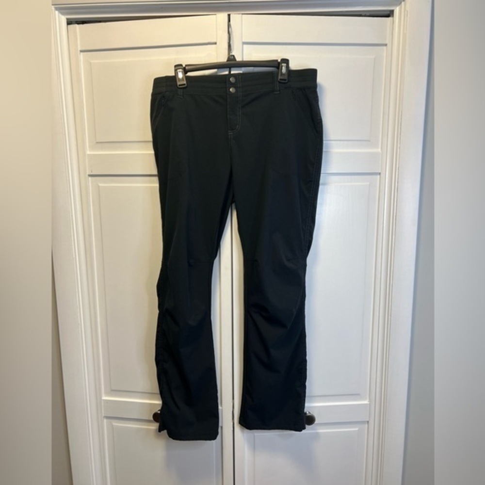 Kuhl Women’s Strattus Hiking Ripstop Pants Size Women’s 14 Reg Color Carbon